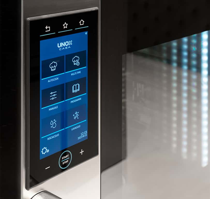 Intuitive digital control panel of Unox Casa's luxury ovens